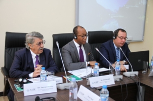 ABŞ-ın Ticarət Departamenti Kommersiya Hüququnun İnkişafı Departamenti (CLDP), ABŞ-ın Bakıdakı Səfirliyi, Ədliyyə Akademiyası, Əqli Mülkiyyət Agentliyinin birgə təşkilatçılığı ilə hakimlər üçün təlim keçirilmişdir