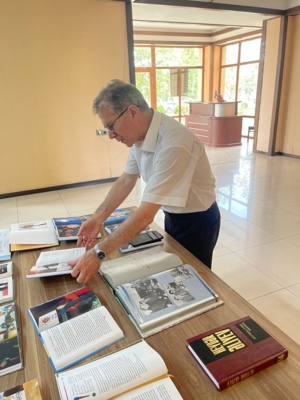 Əqli Mülkiyyət Agentliyinin tabeliyində olan Respublika Elmi-Texniki Kitabxanası Gəncədə kitab sərgisi keçirib