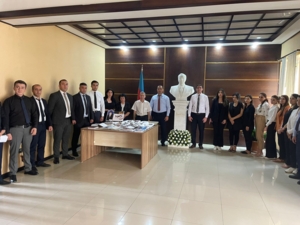 Əqli Mülkiyyət Agentliyinin tabeliyində olan Respublika Elmi-Texniki Kitabxanası Gəncədə kitab sərgisi keçirib