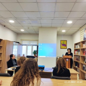 ​Azərbaycan Respublikası Əqli Mülkiyyət Agentliyinin tabeliyində olan Respublika Elmi-Texniki Kitabxanasında 12 dekabr 2023-cü il tarixində Ulu öndər Heydər Əliyevin anım gününə həsr edilmiş tədbir keçirilmişdir.