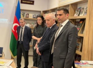 Respublika Elmi-Texniki Kitabxanasında “Heydər Əliyev İli” çərçivəsində silsilə tədbirlər keçirilmişdir