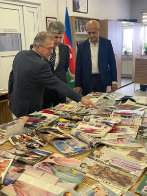 Azərbaycan Respublikası Əqli Mülkiyyət Agentliyinin tabeliyində olan Respublika Elmi-Texniki Kitabxanasında (RETK) “8 mart Beynəlxalq Qadınlar Günü”nə həsr edilən “Qadın dünyası” adlı sərgisi keçirilir.