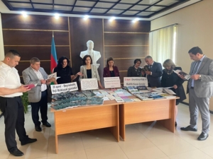 Respublika Elmi-Texniki Kitabxanasının Gəncə filialında “Əqli mülkiyyət aylığı” çərçivəsində kitab sərgisi keçirilmişdir